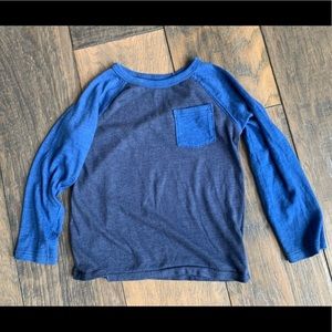 Gap long sleeve t-shirt size 5